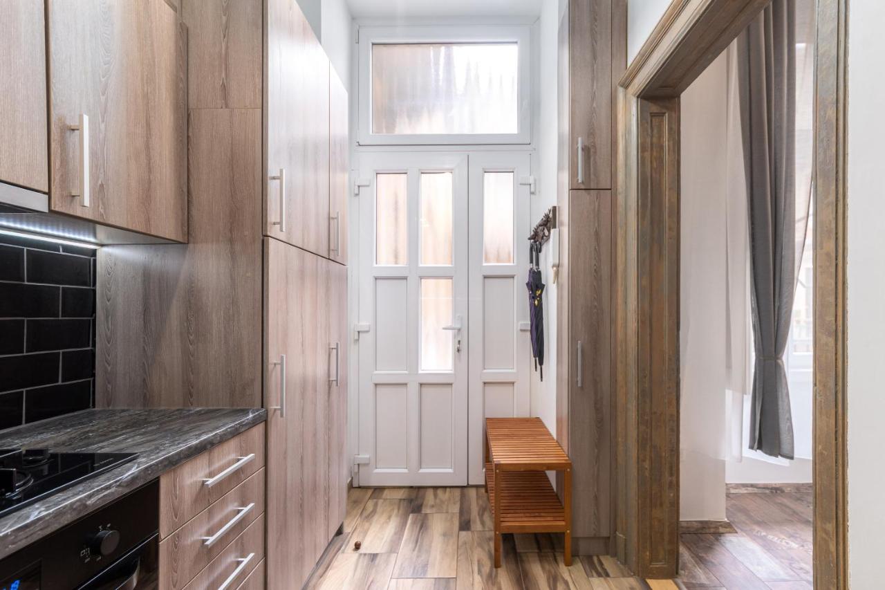 Astoria Blue Appartement Boedapest